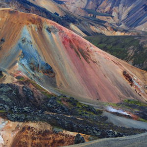 All About Hiking In Iceland (1)