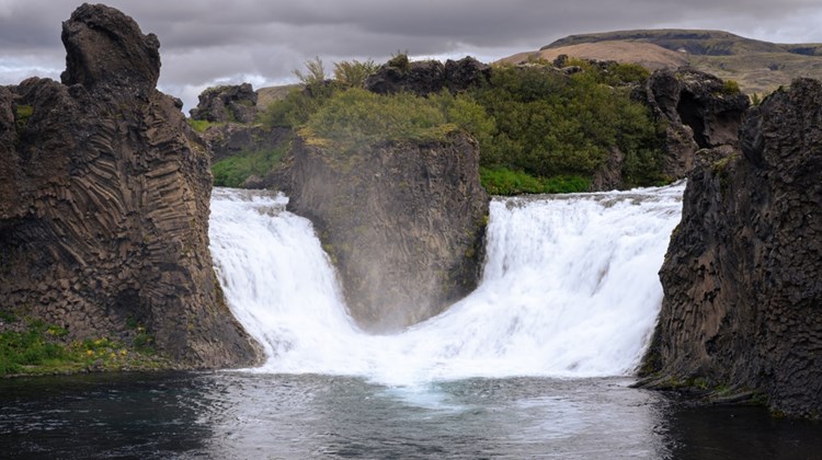 Double Waterfall in Iceland: Hjalparfoss