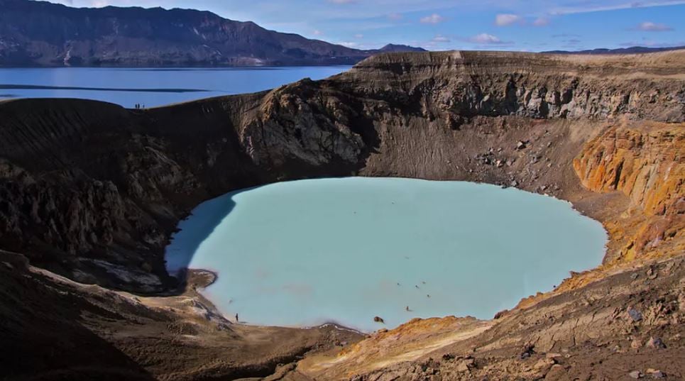 Viti crater 