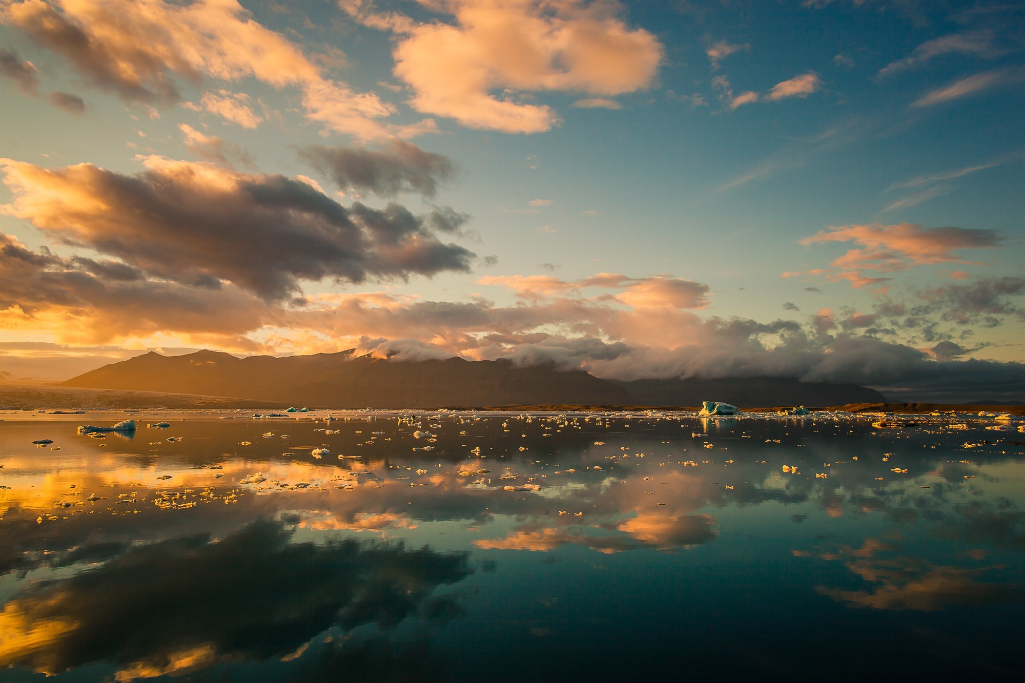 natural shot of the landscape at Jokulsarlon, Iceland